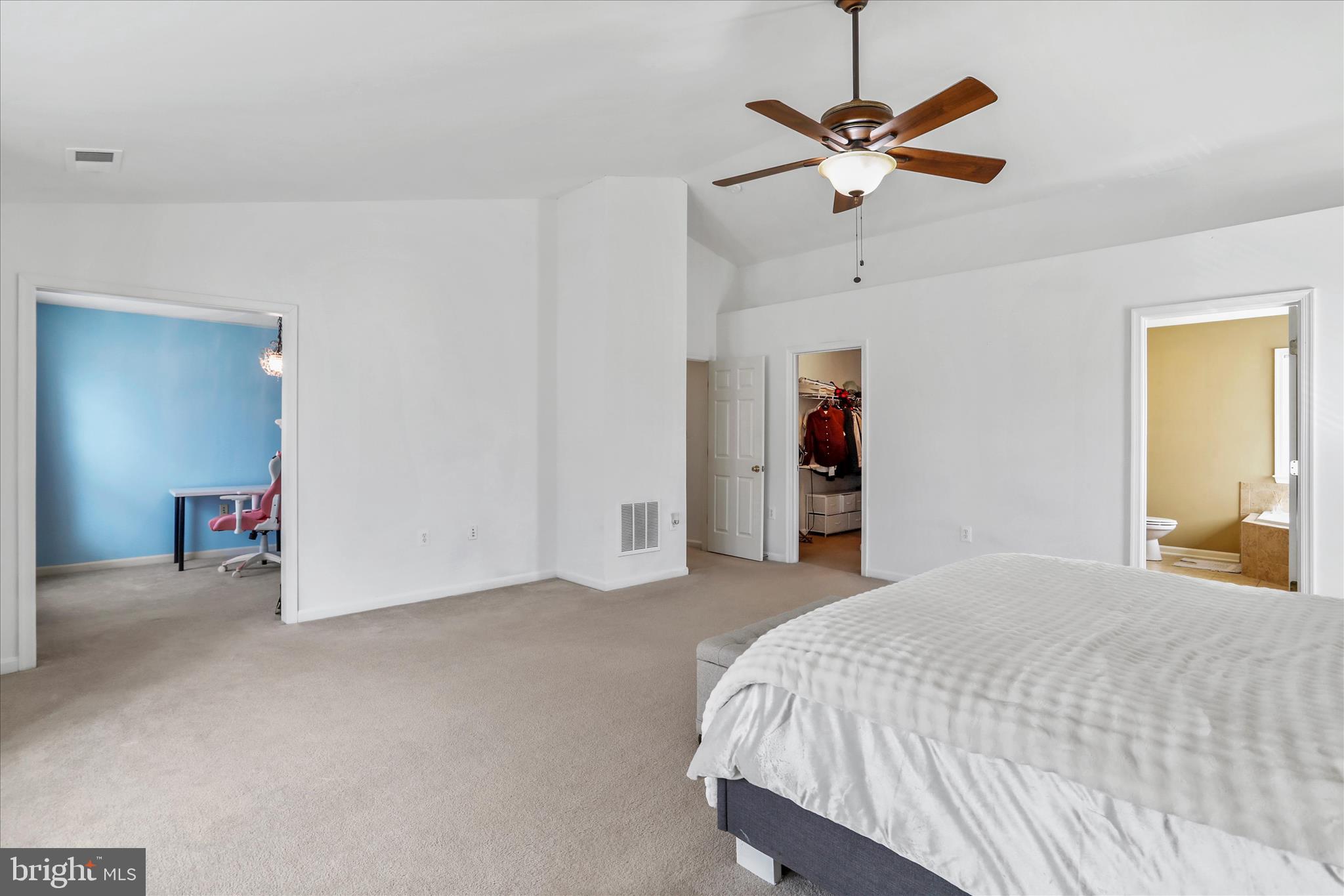 THE GALLERY - Residential Lease