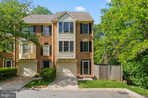 Photo of 9815 Tiffany Hill Court #68, BETHESDA, MD 20814 (MLS # MDMC2232244)