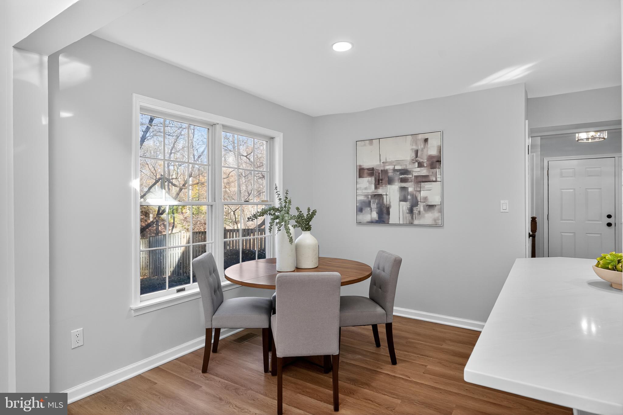 MEADOW WOODS - Residential