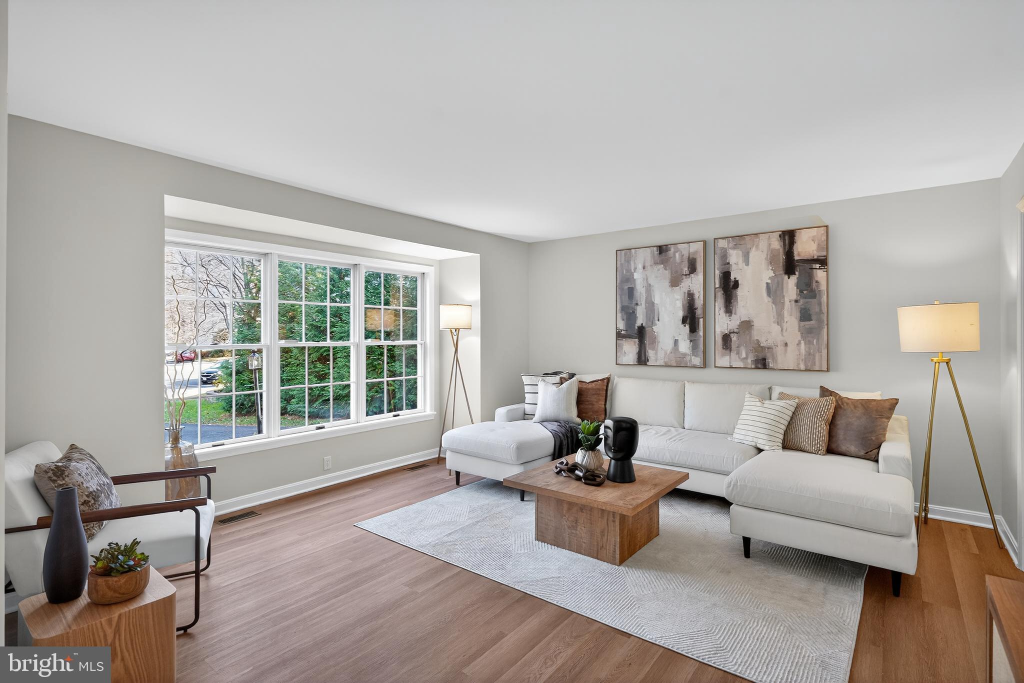 MEADOW WOODS - Residential