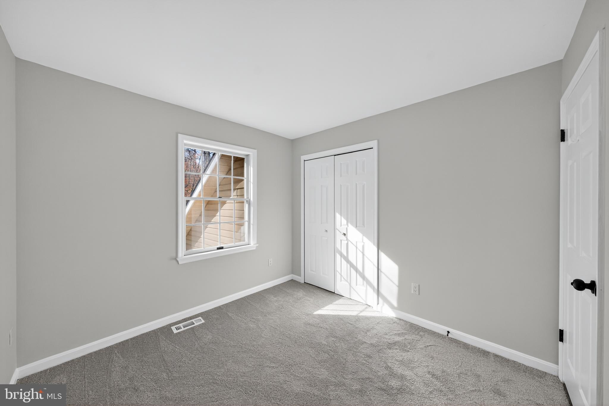 MEADOW WOODS - Residential