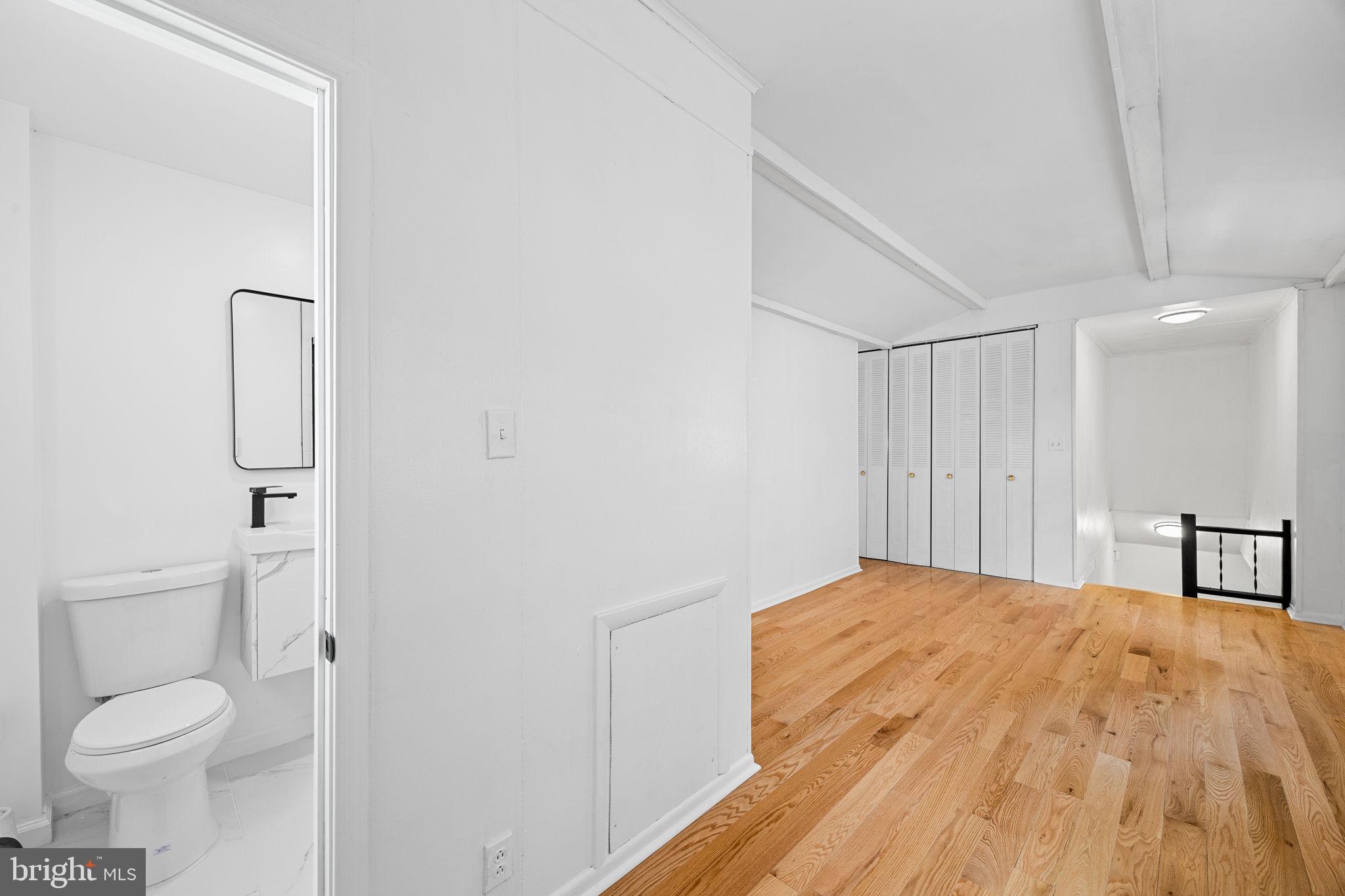 WASHINGTON SQ WEST - Residential Lease