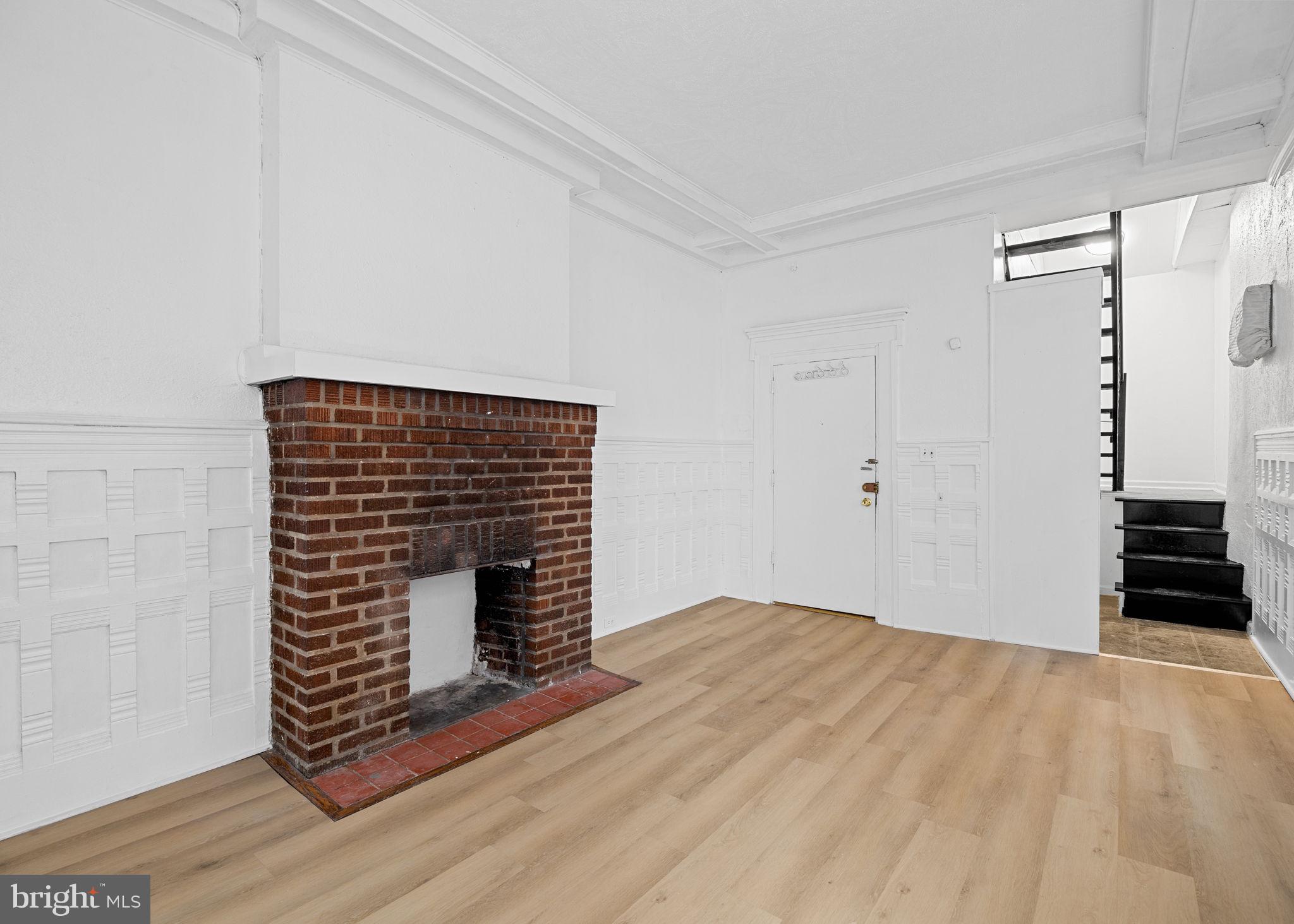 WASHINGTON SQ WEST - Residential Lease