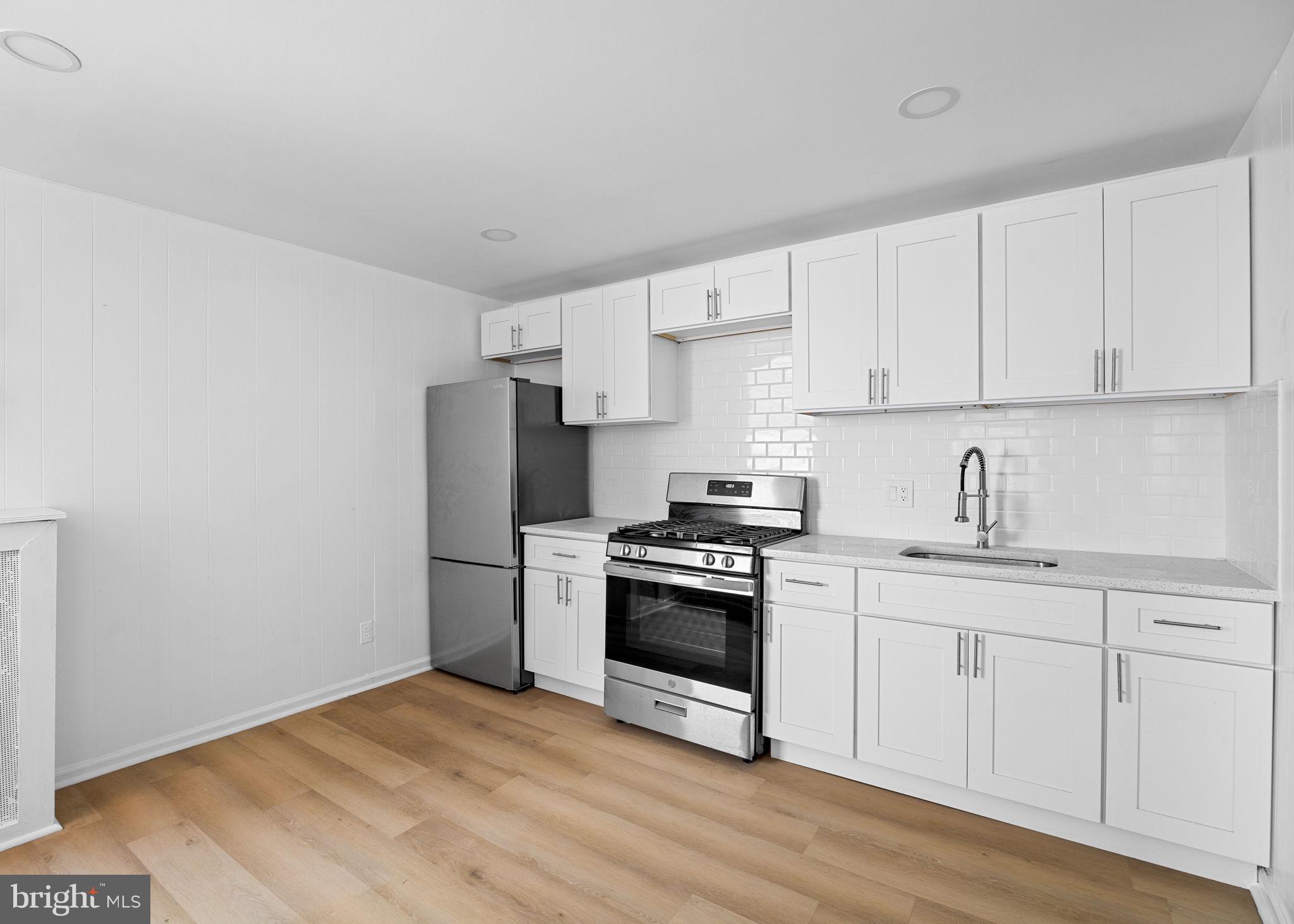 WASHINGTON SQ WEST - Residential Lease