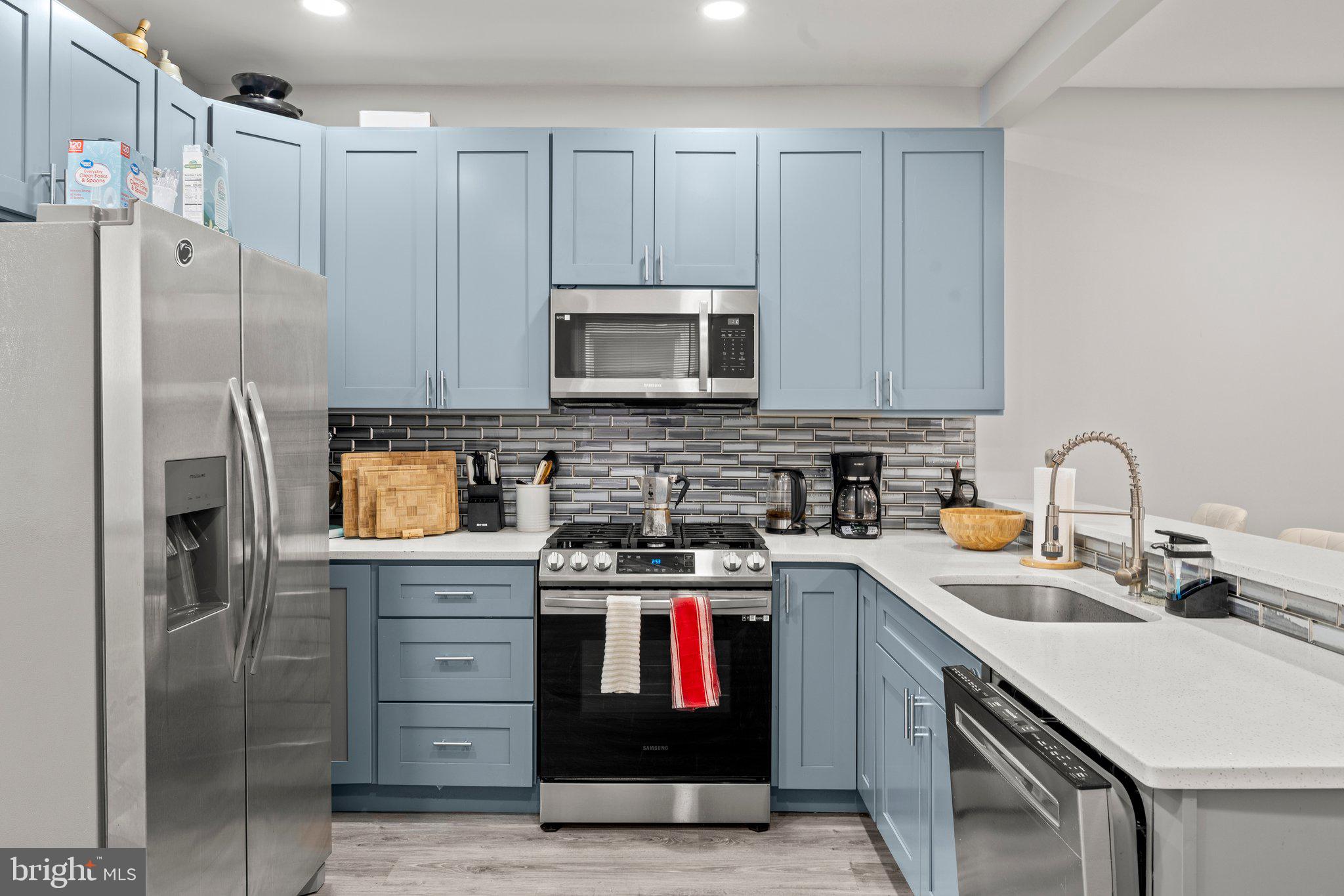 CEDAR PARK - Residential