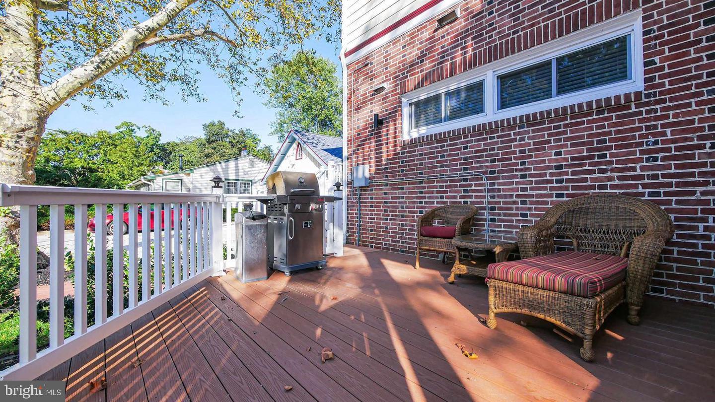 415 W NEW YORK AVENUE 2