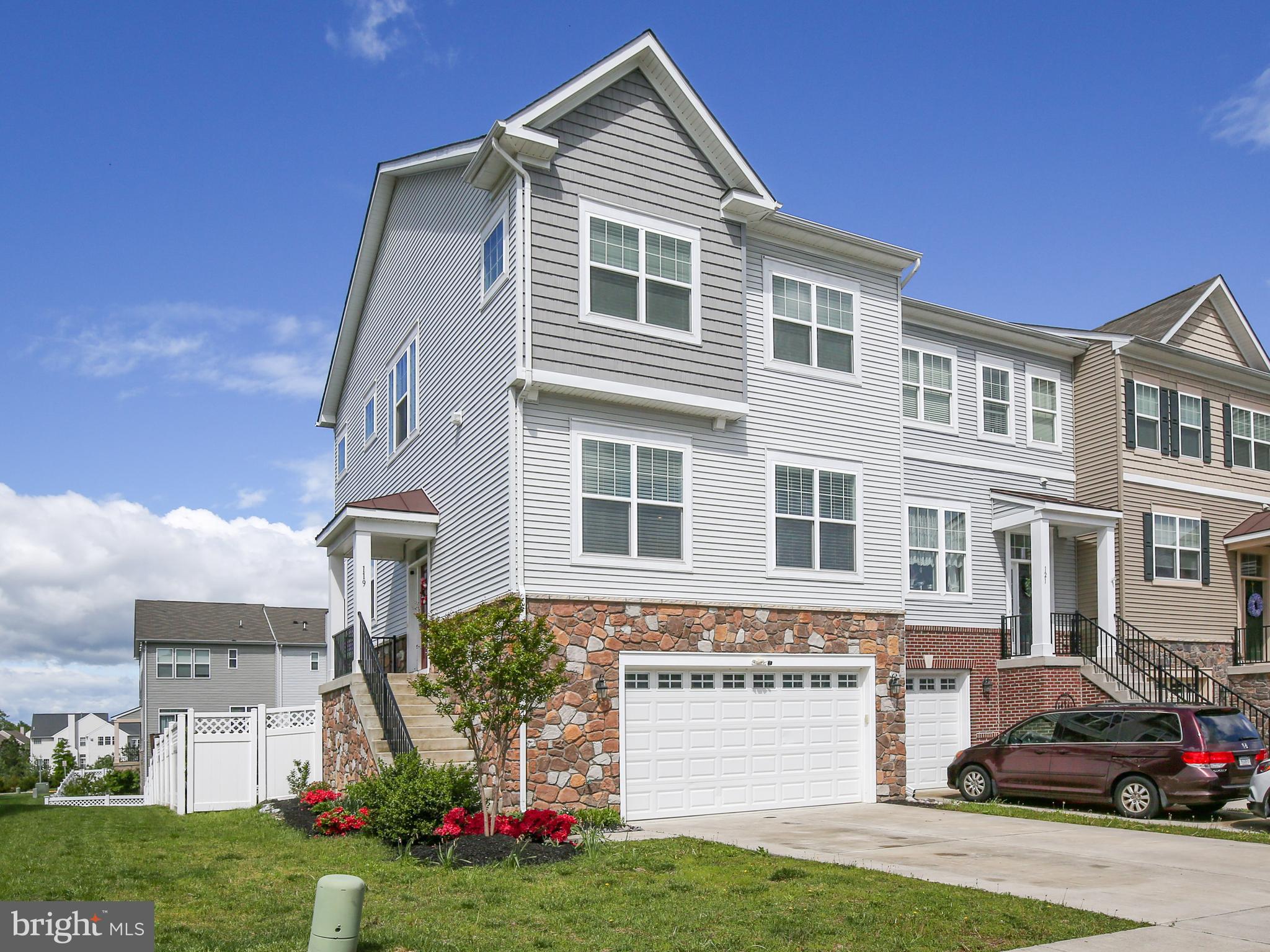 FIELDSTONE - Residential Lease