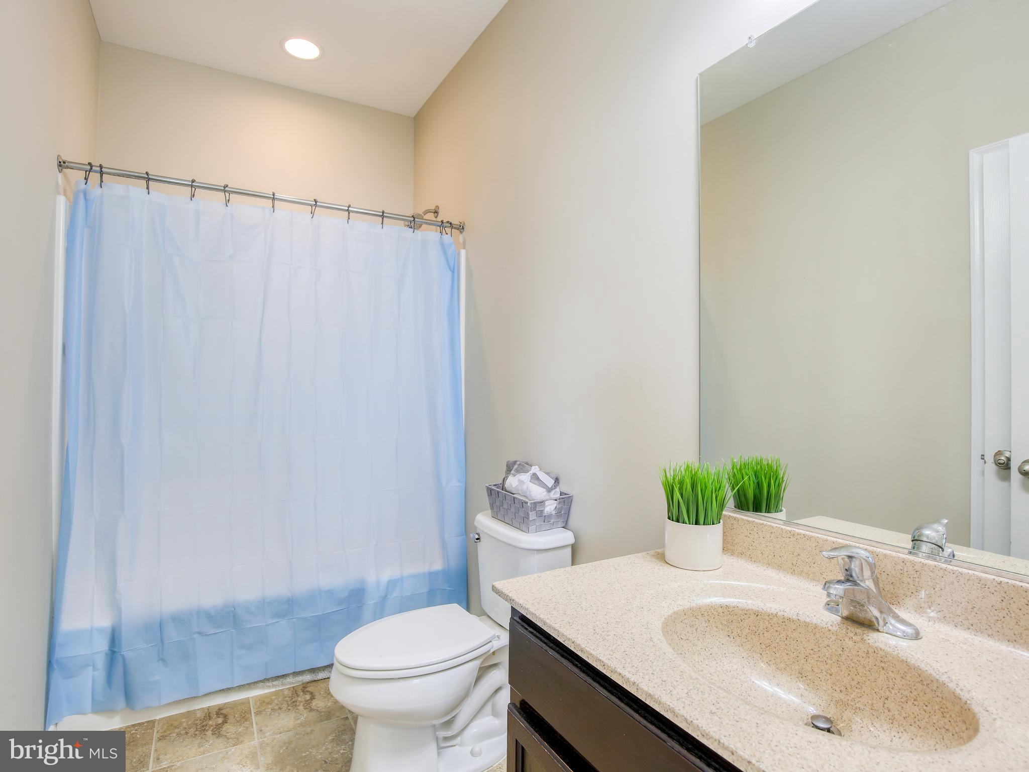 FIELDSTONE - Residential Lease