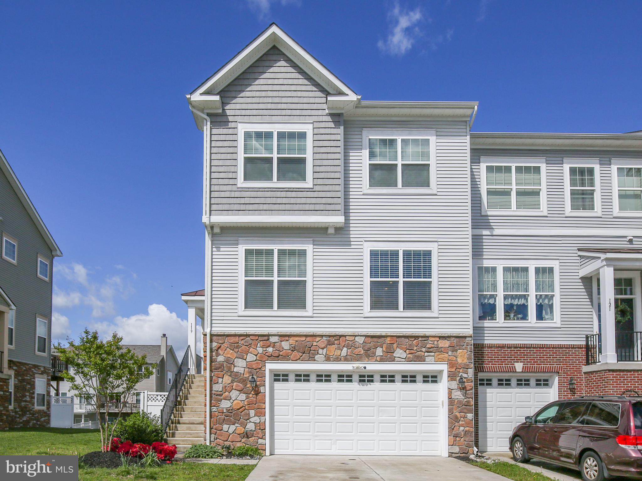 FIELDSTONE - Residential Lease