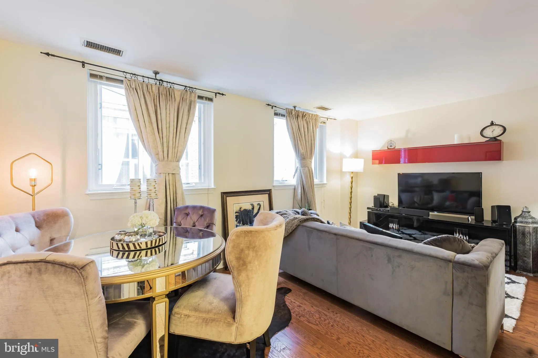 Philadelphia, Pennsylvania 19106, United States, 1 Bedroom Bedrooms, ,1 BathroomBathrooms,Residential,Active,29274