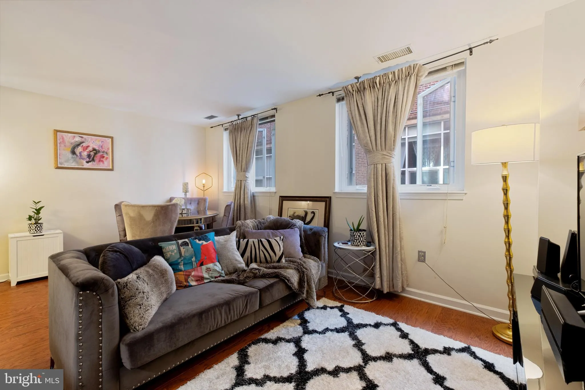 Philadelphia, Pennsylvania 19106, United States, 1 Bedroom Bedrooms, ,1 BathroomBathrooms,Residential,Active,29274