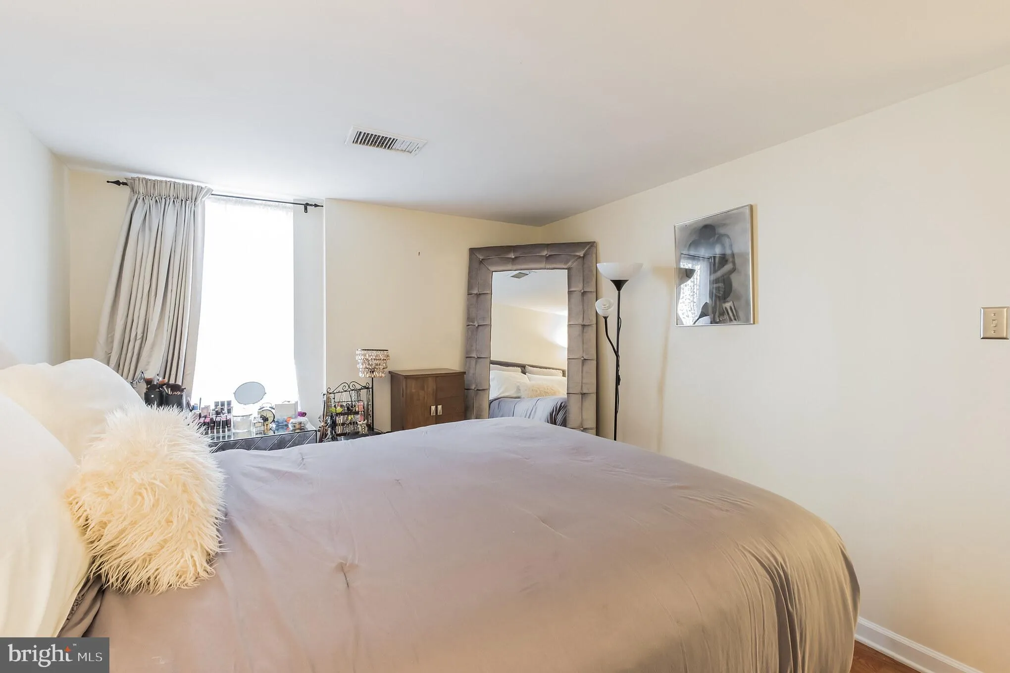 Philadelphia, Pennsylvania 19106, United States, 1 Bedroom Bedrooms, ,1 BathroomBathrooms,Residential,Active,29274