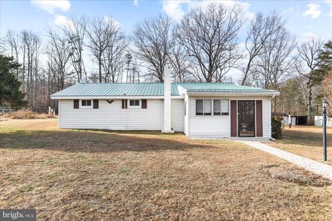 146 MIRACLE DRIVE SPRINGFIELD WV 26763