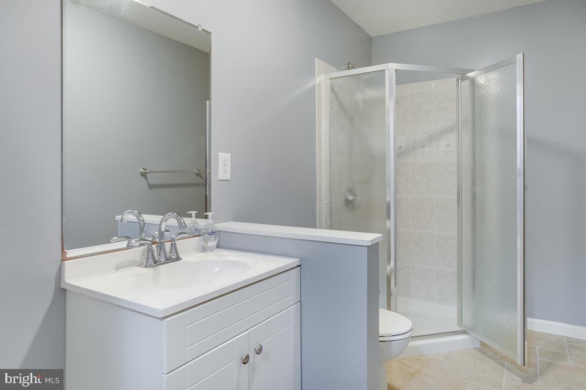 WAVERLY WOODS - Residential