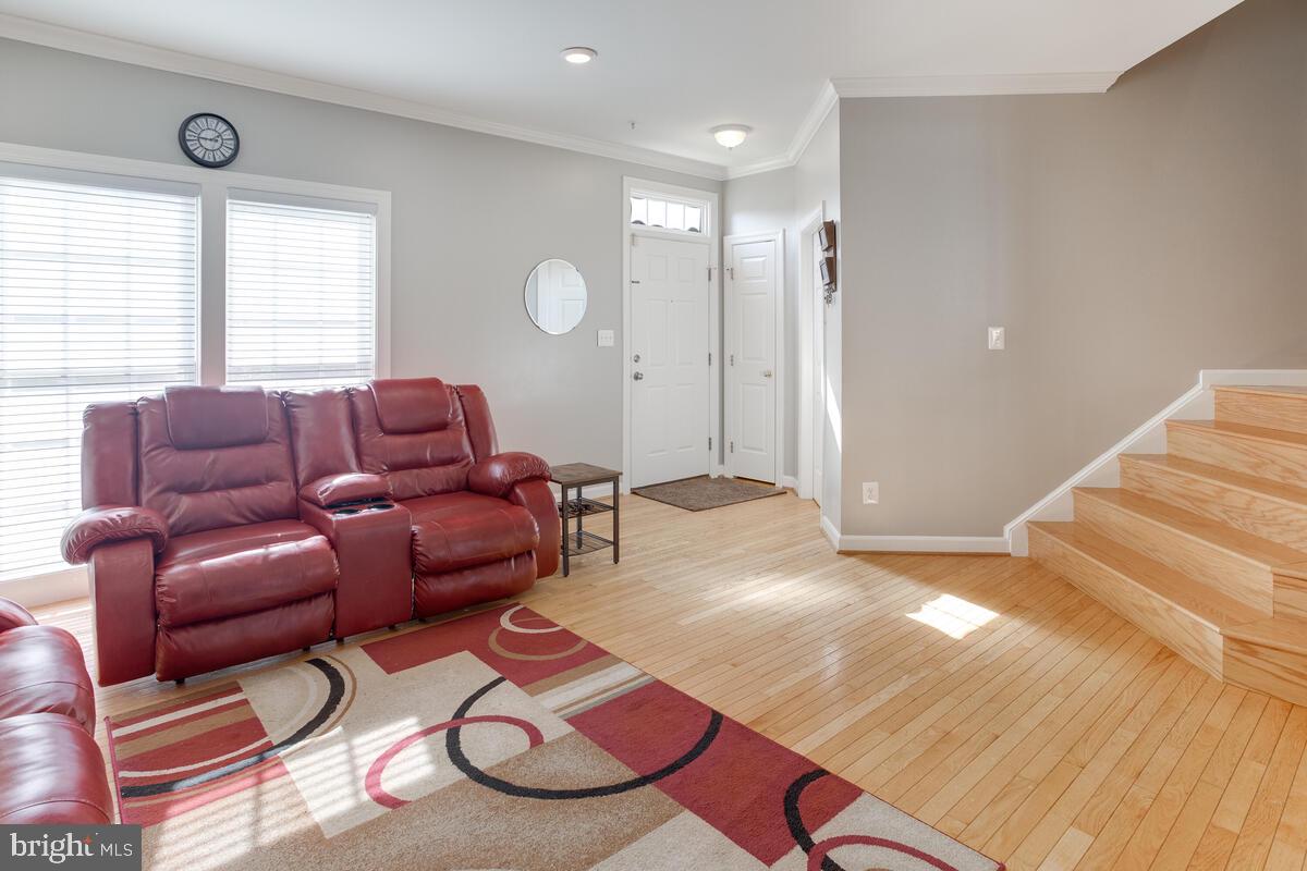 WAVERLY WOODS - Residential