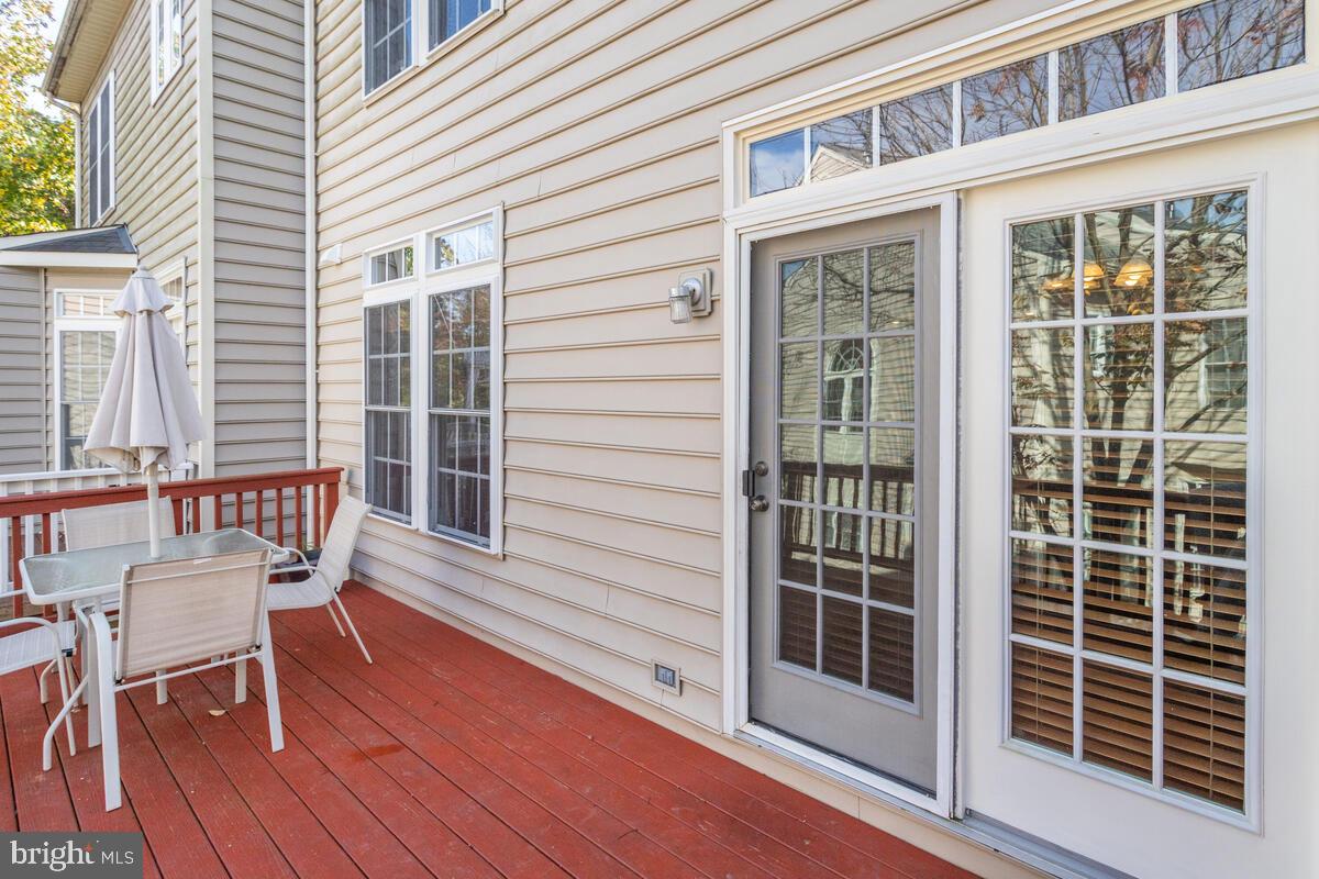 WAVERLY WOODS - Residential