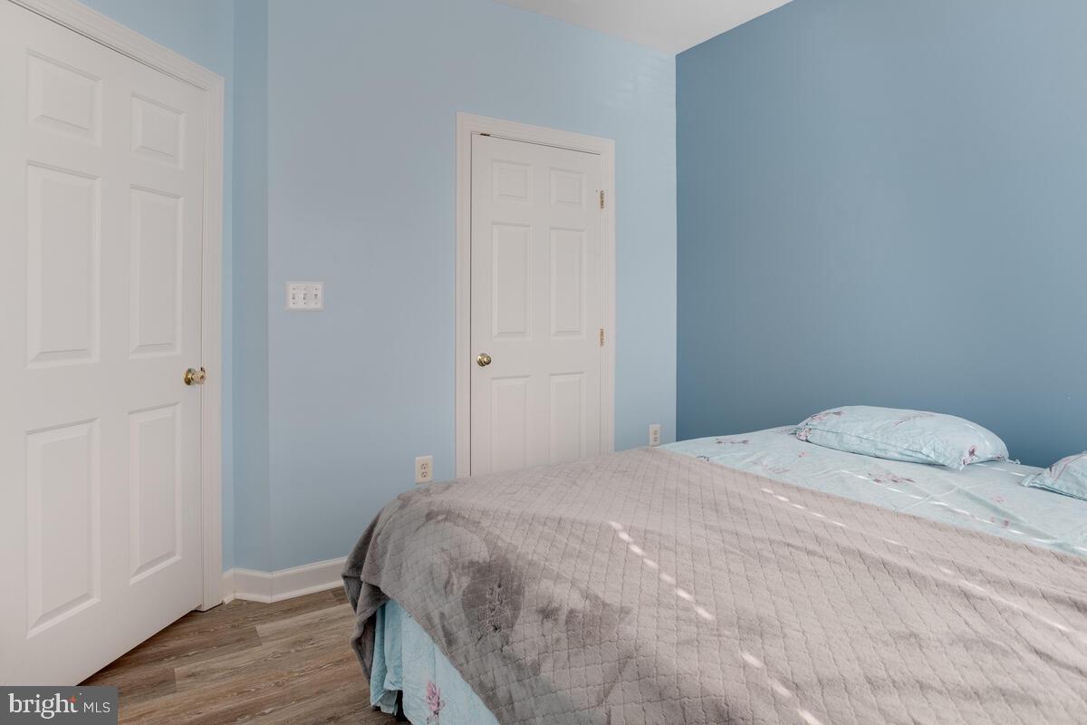 WAVERLY WOODS - Residential