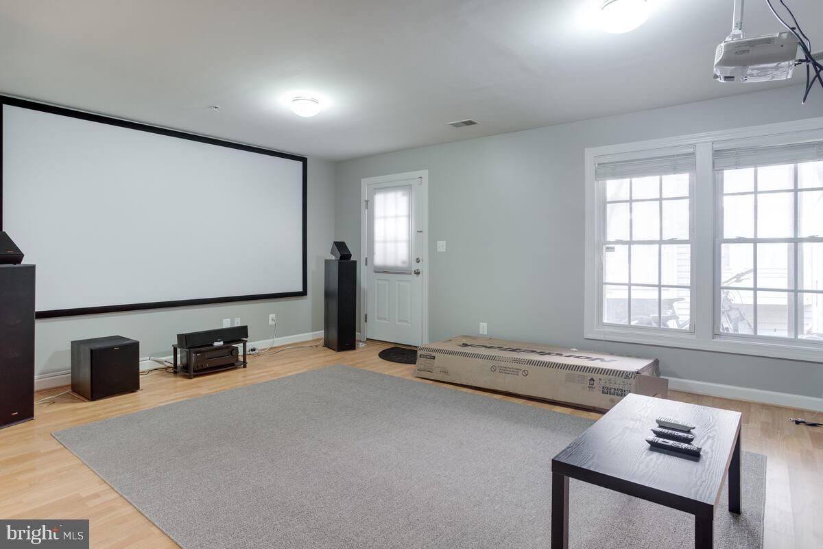 WAVERLY WOODS - Residential