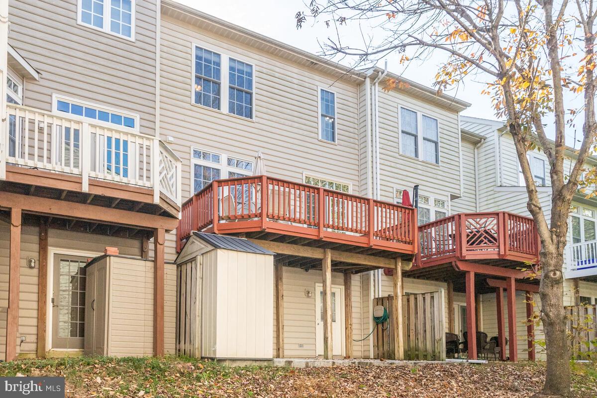 WAVERLY WOODS - Residential