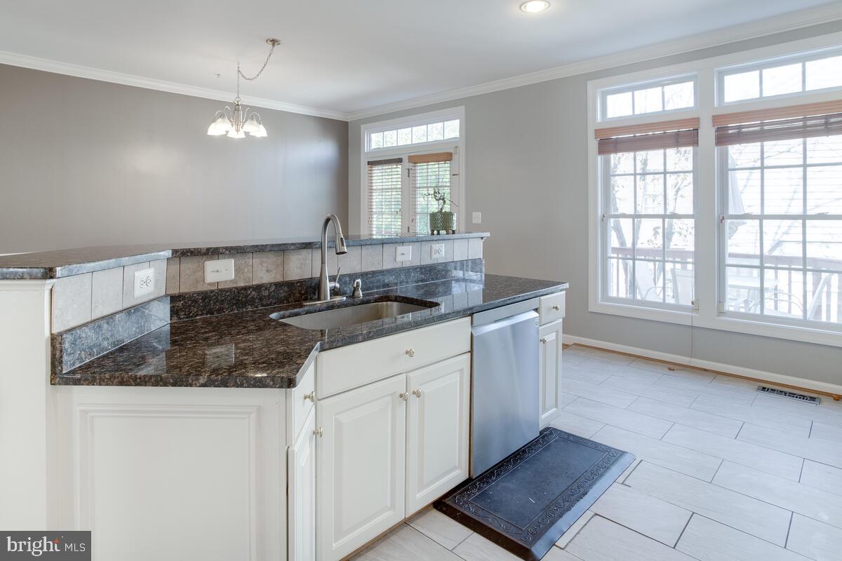 WAVERLY WOODS - Residential