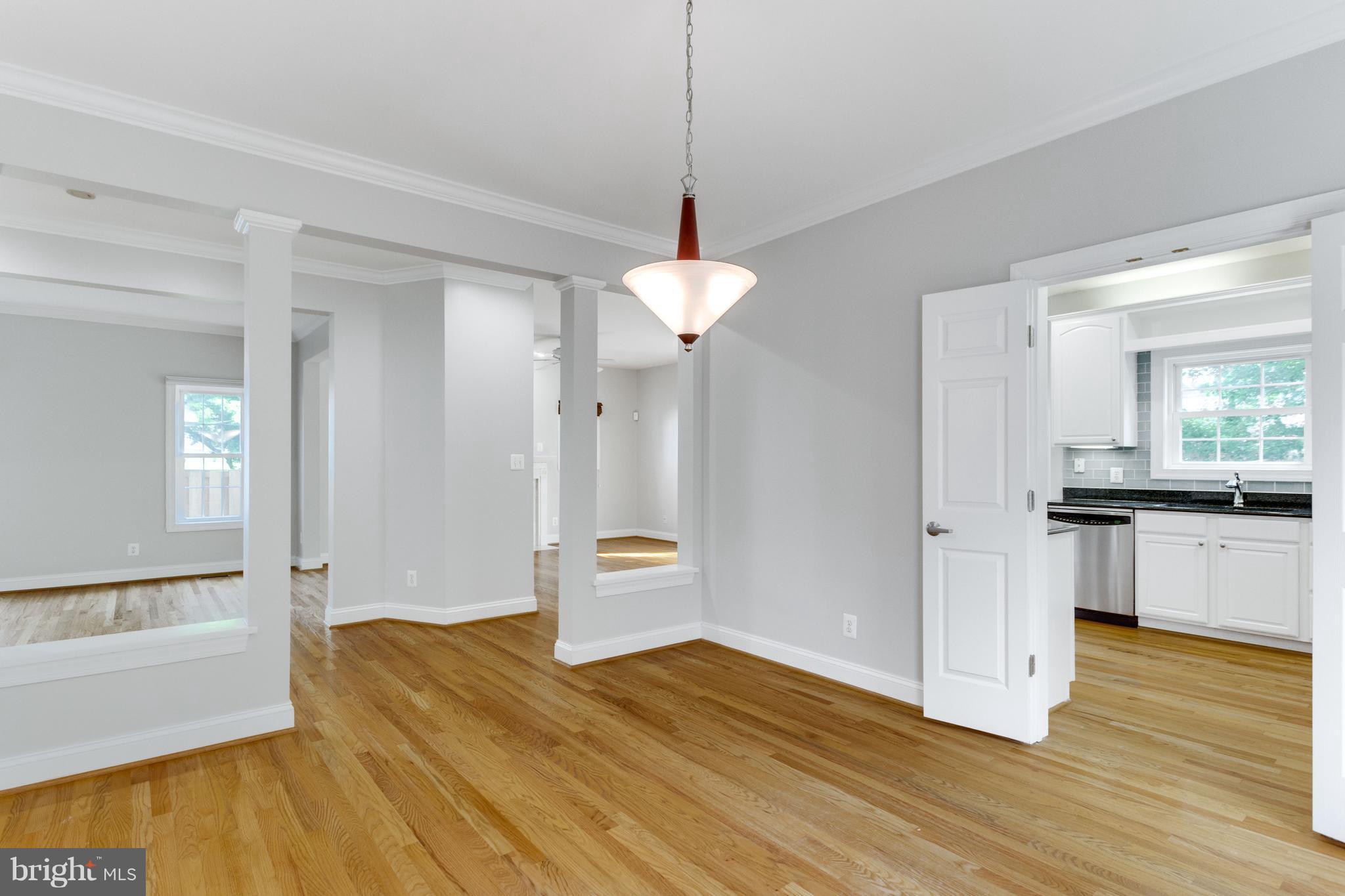 ARLINGTON HEIGHTS - Residential