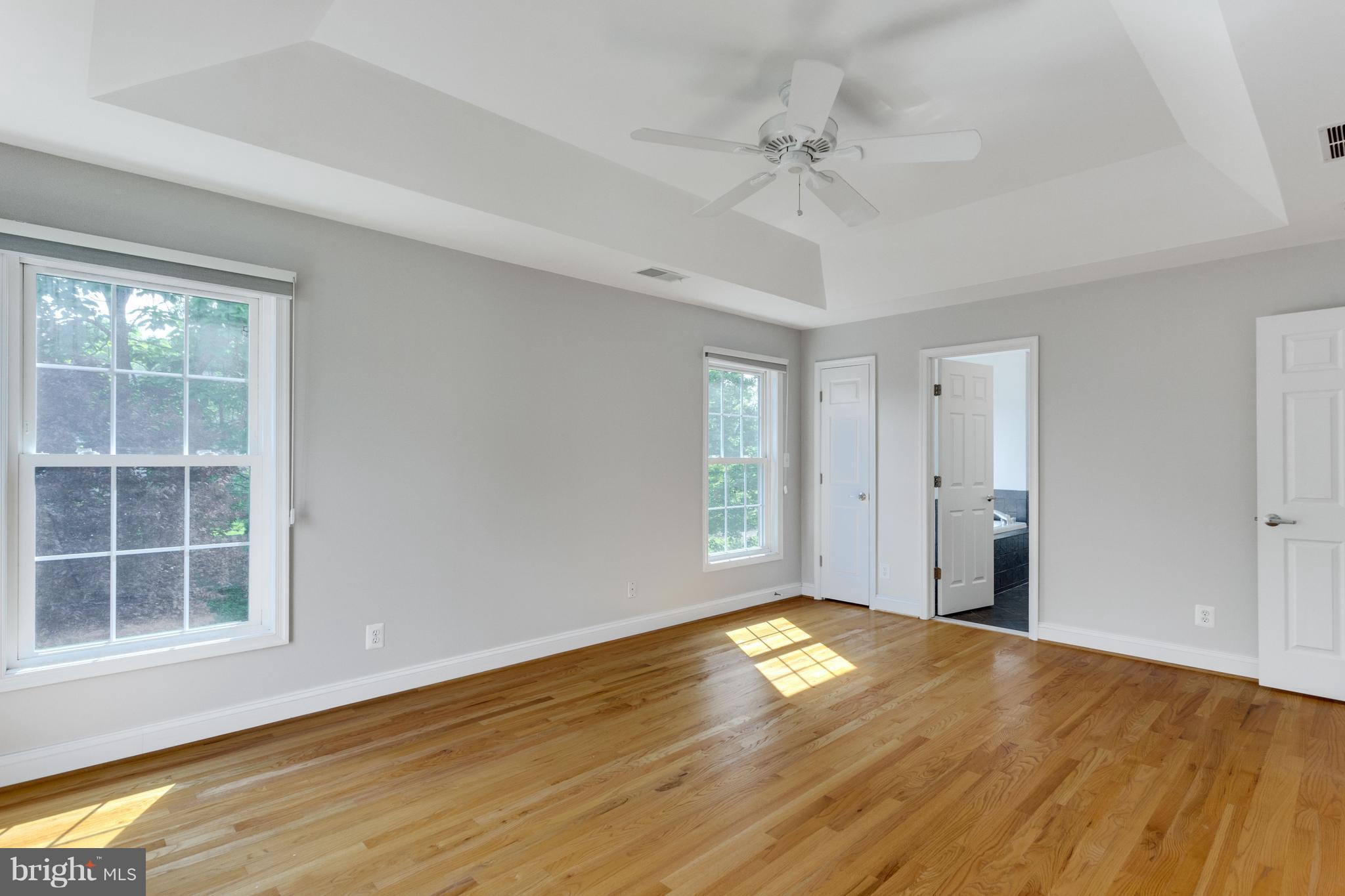 ARLINGTON HEIGHTS - Residential