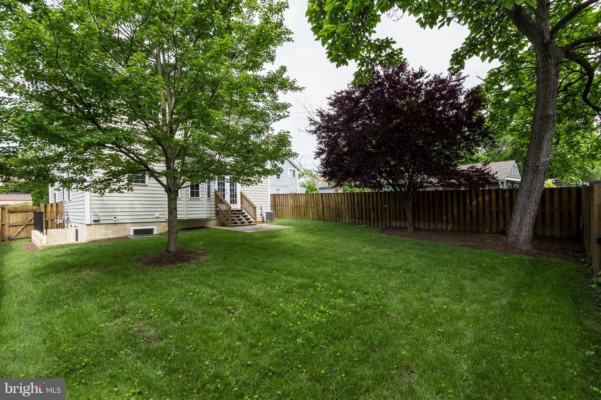 ARLINGTON HEIGHTS - Residential