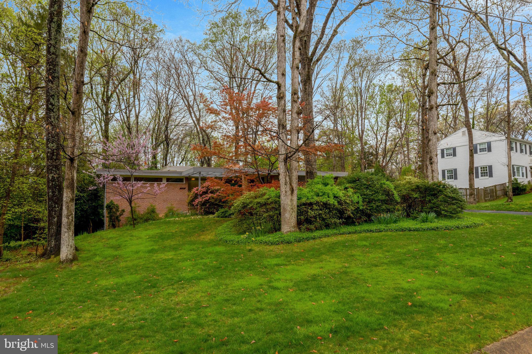 MANTUA HILLS - Residential Lease