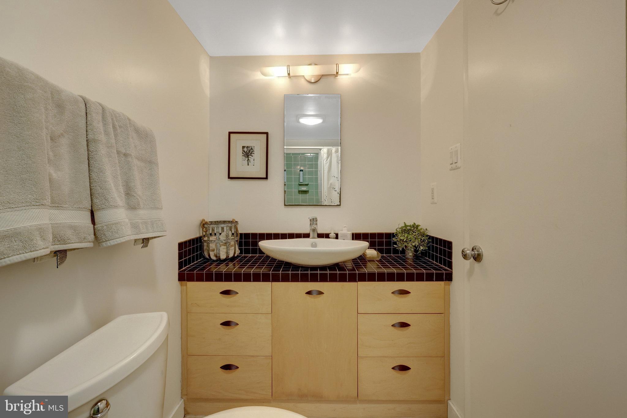 MANTUA HILLS - Residential Lease