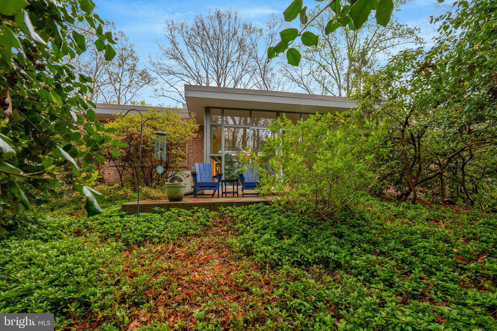 MANTUA HILLS - Residential Lease