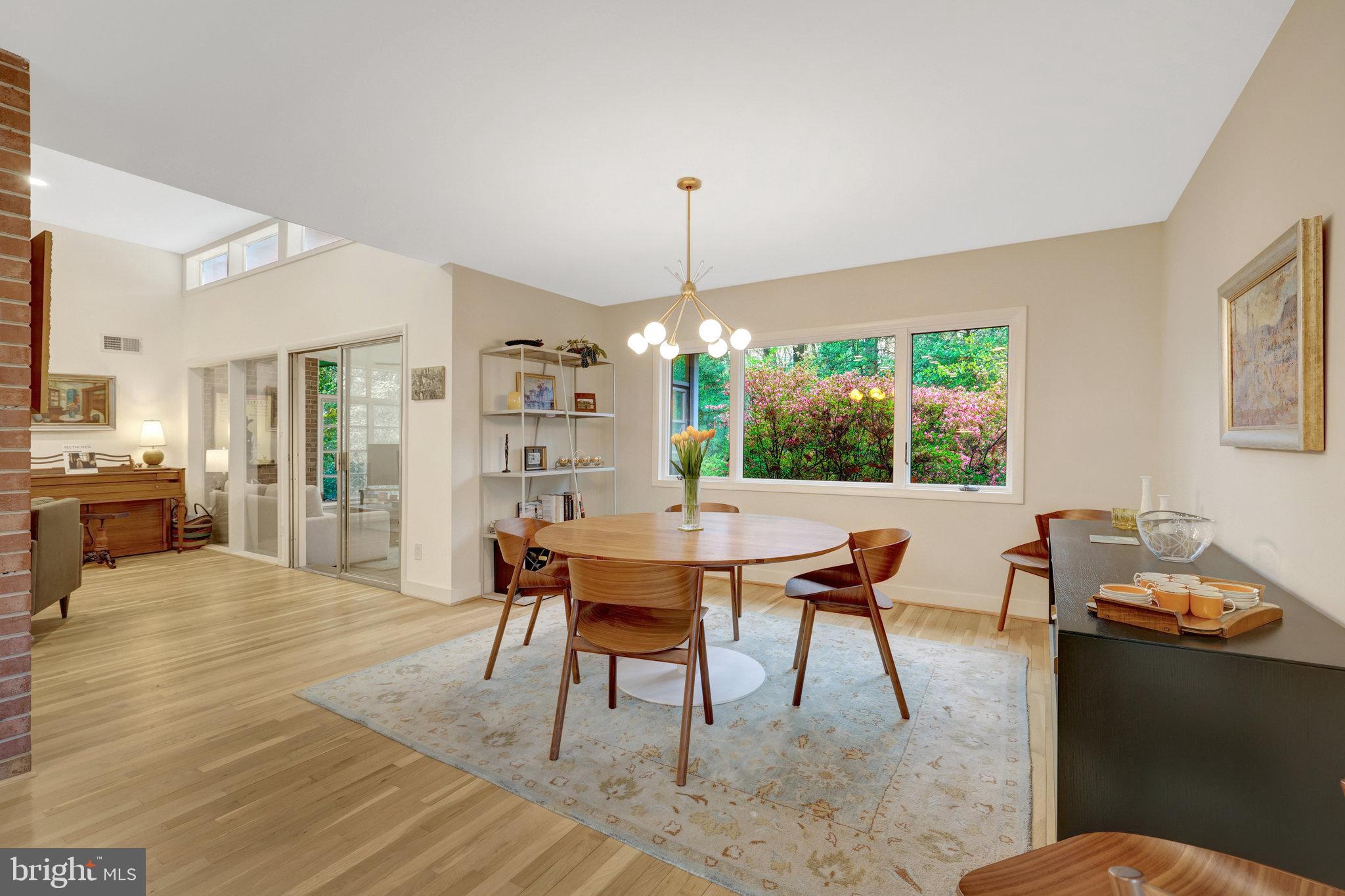 MANTUA HILLS - Residential Lease