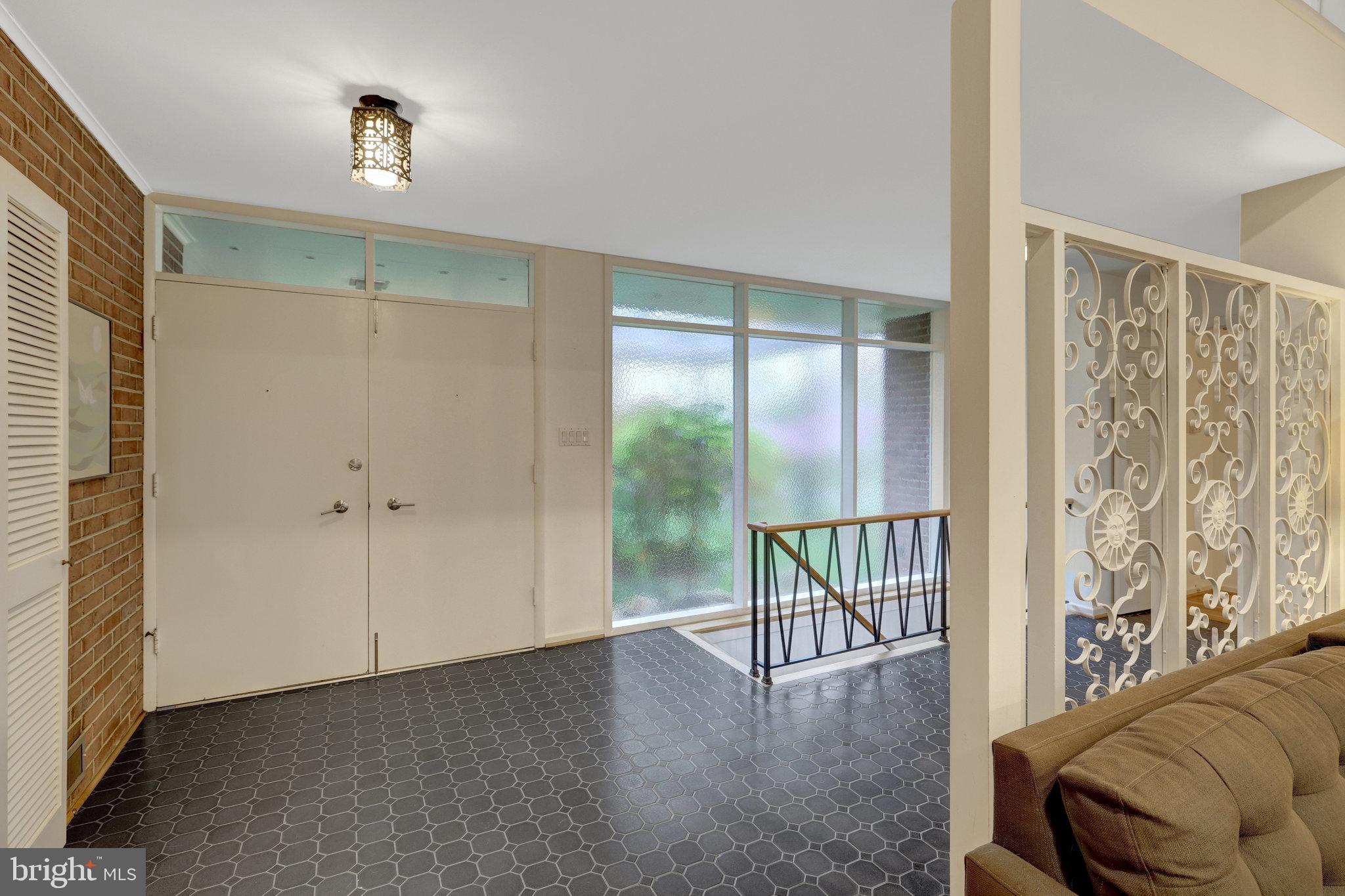 MANTUA HILLS - Residential Lease