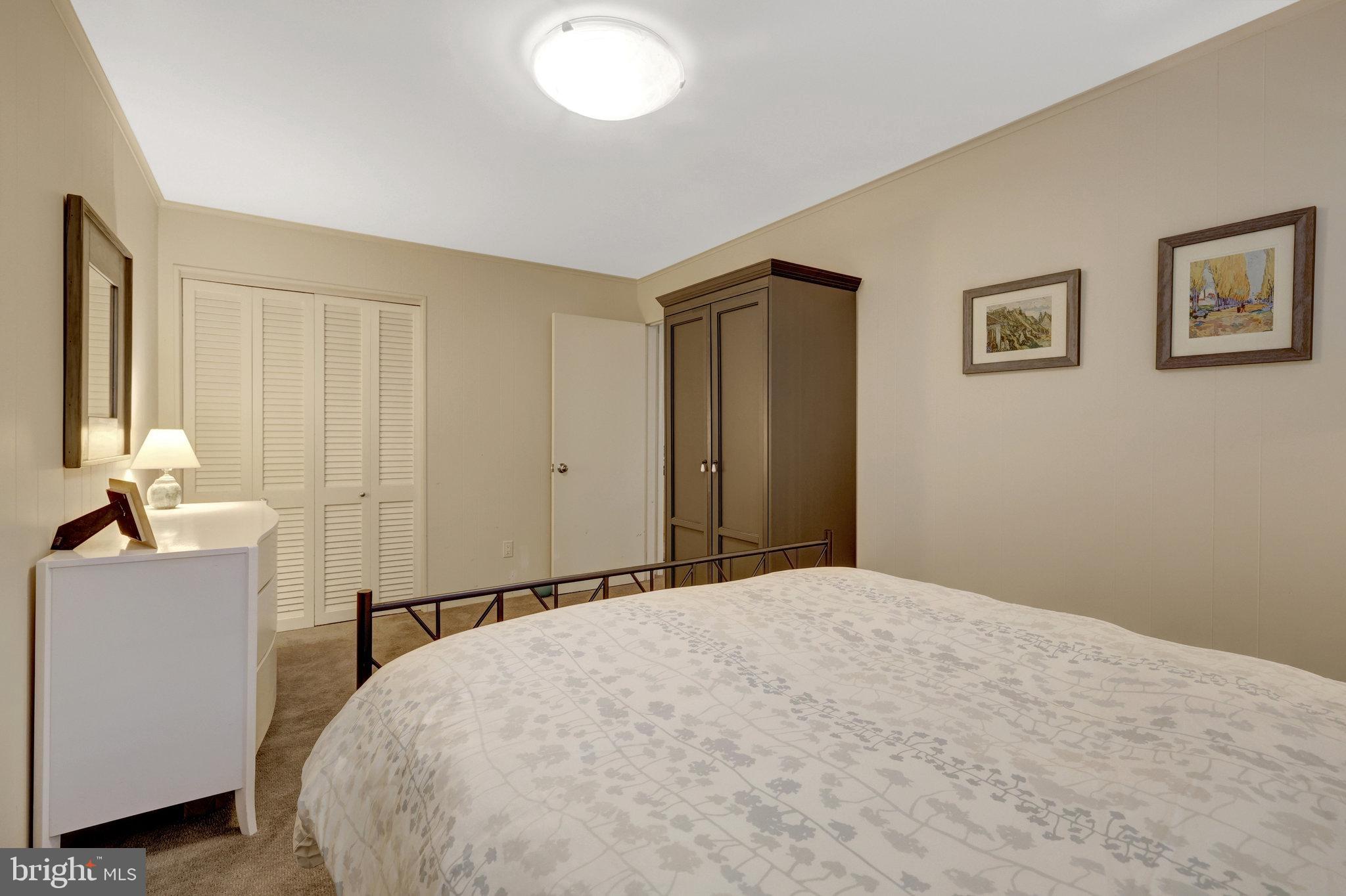 MANTUA HILLS - Residential Lease