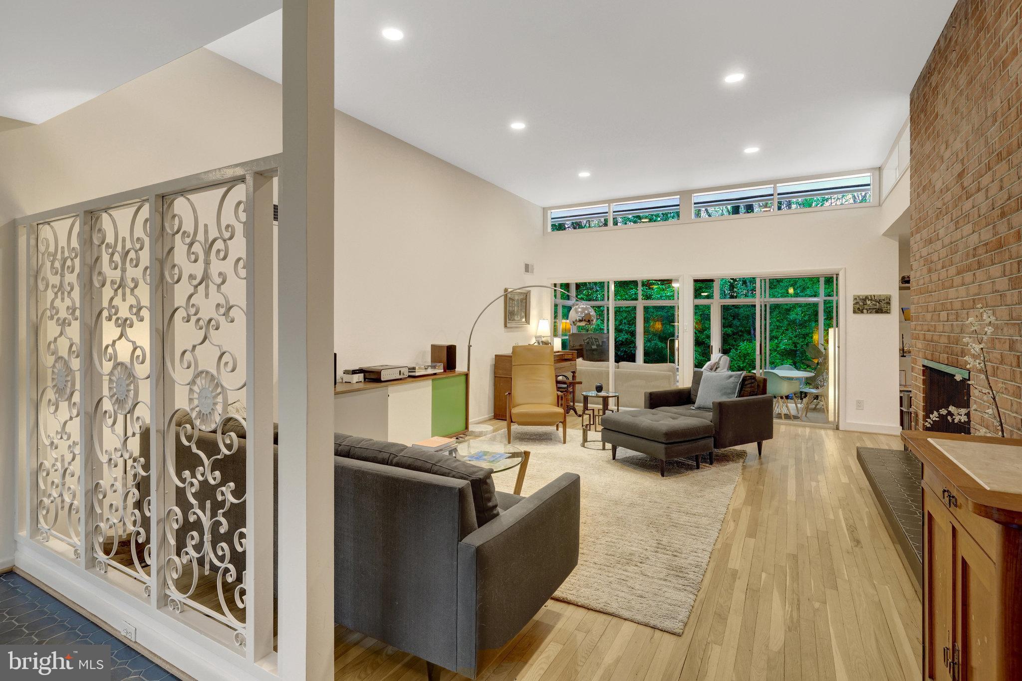 MANTUA HILLS - Residential Lease