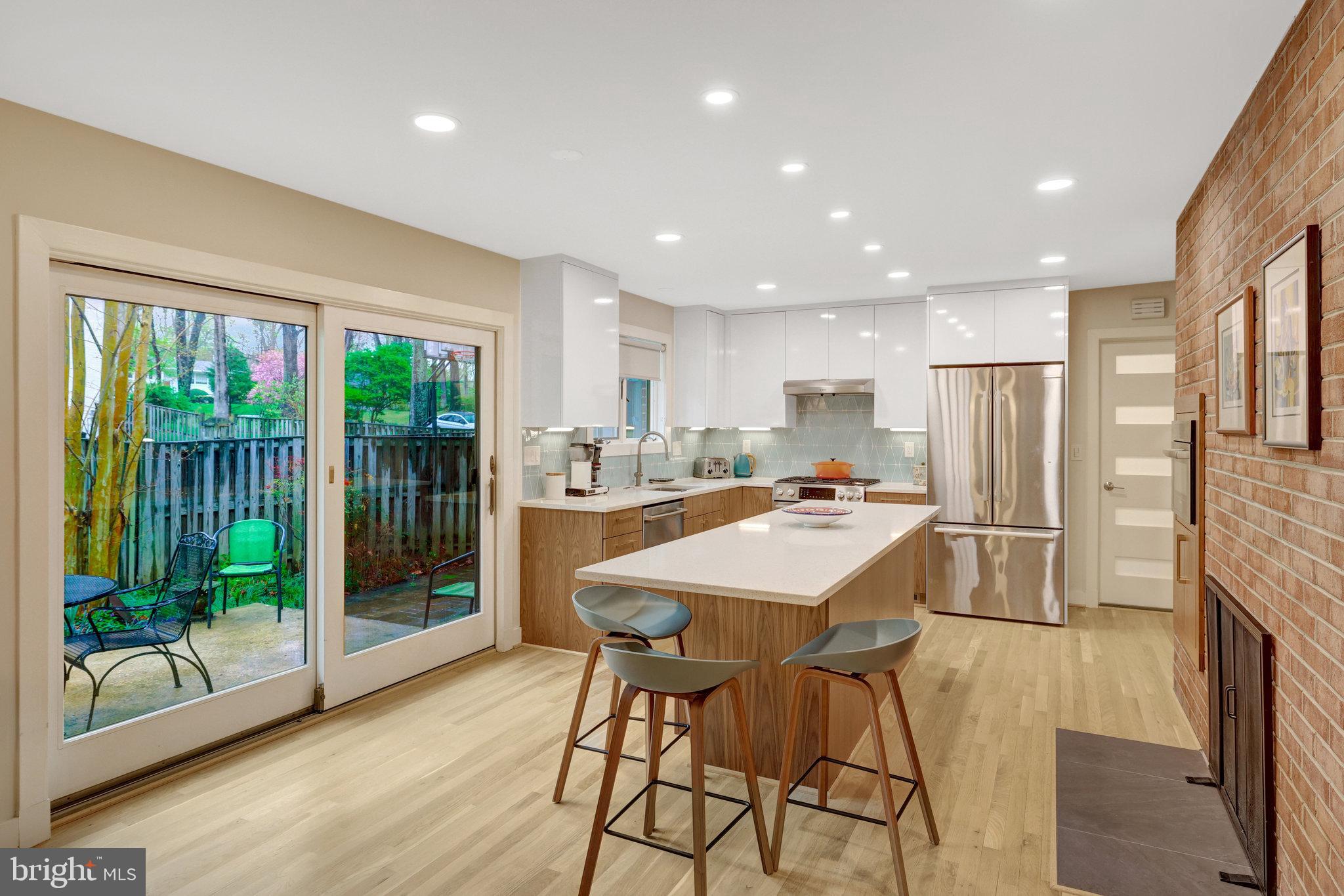 MANTUA HILLS - Residential Lease