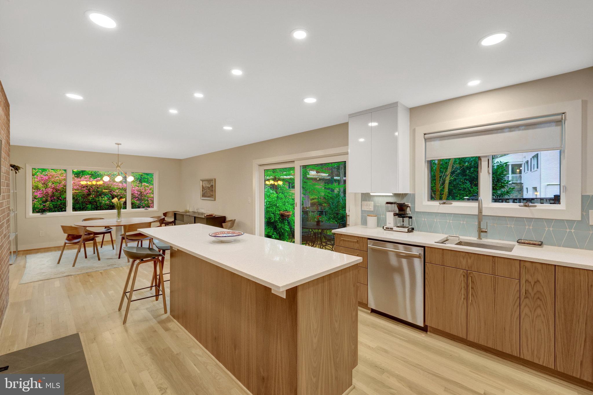 MANTUA HILLS - Residential Lease