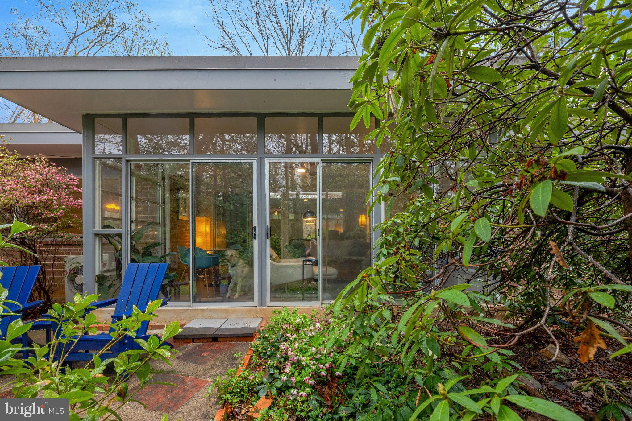 MANTUA HILLS - Residential Lease