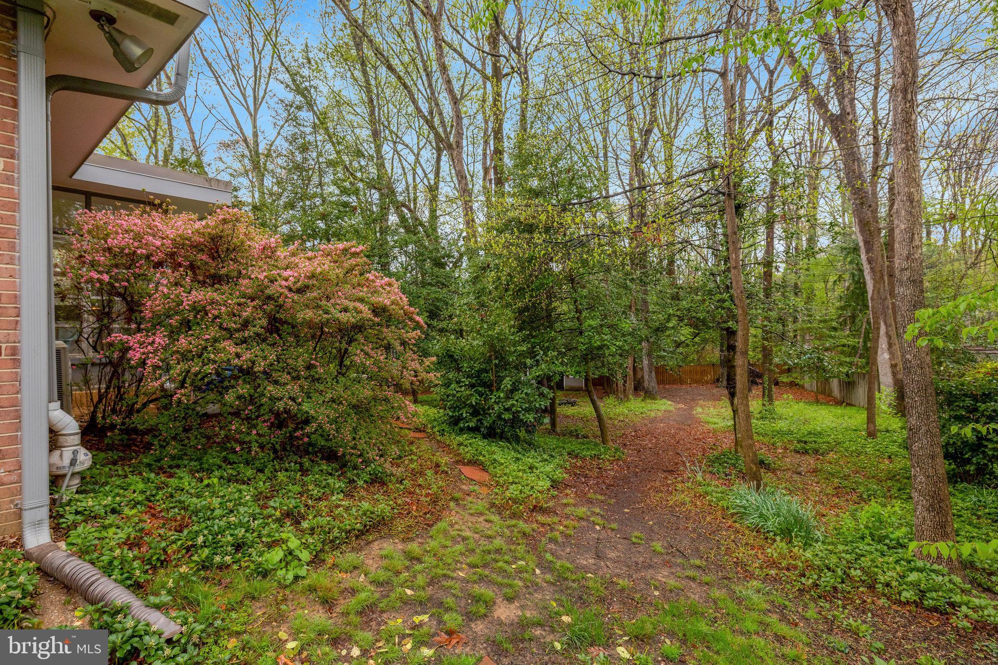 MANTUA HILLS - Residential Lease