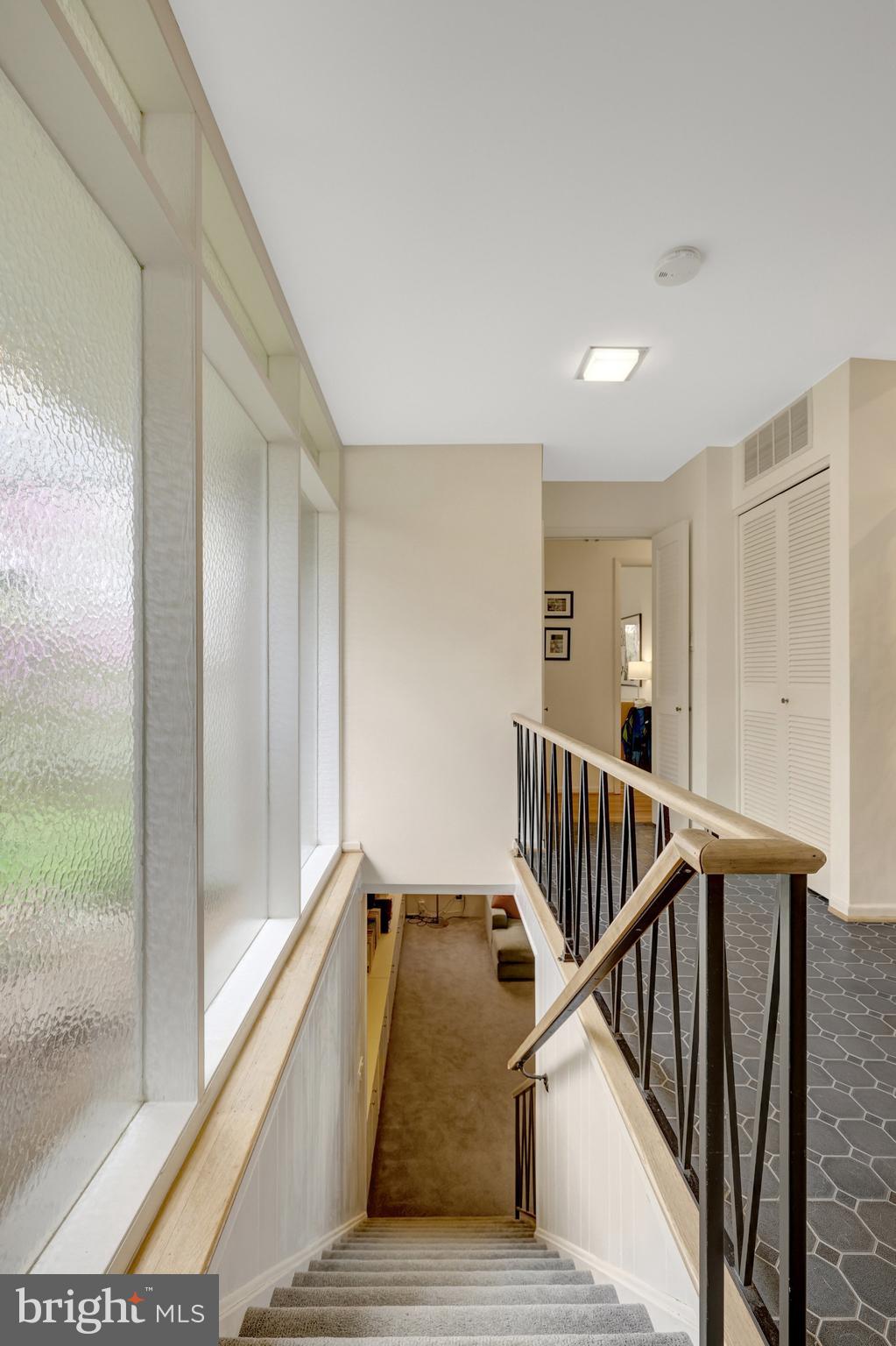 MANTUA HILLS - Residential Lease