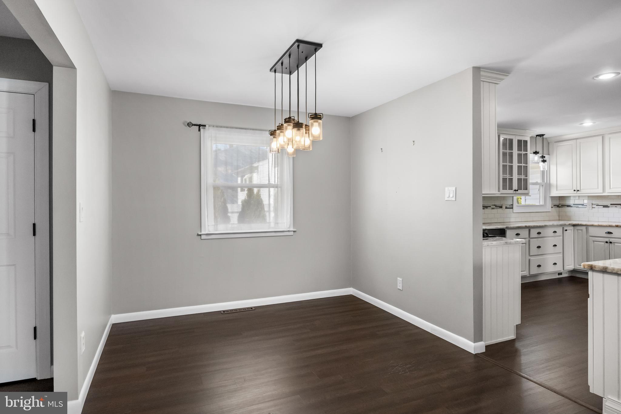 2211 NEW ALBANY ROAD
