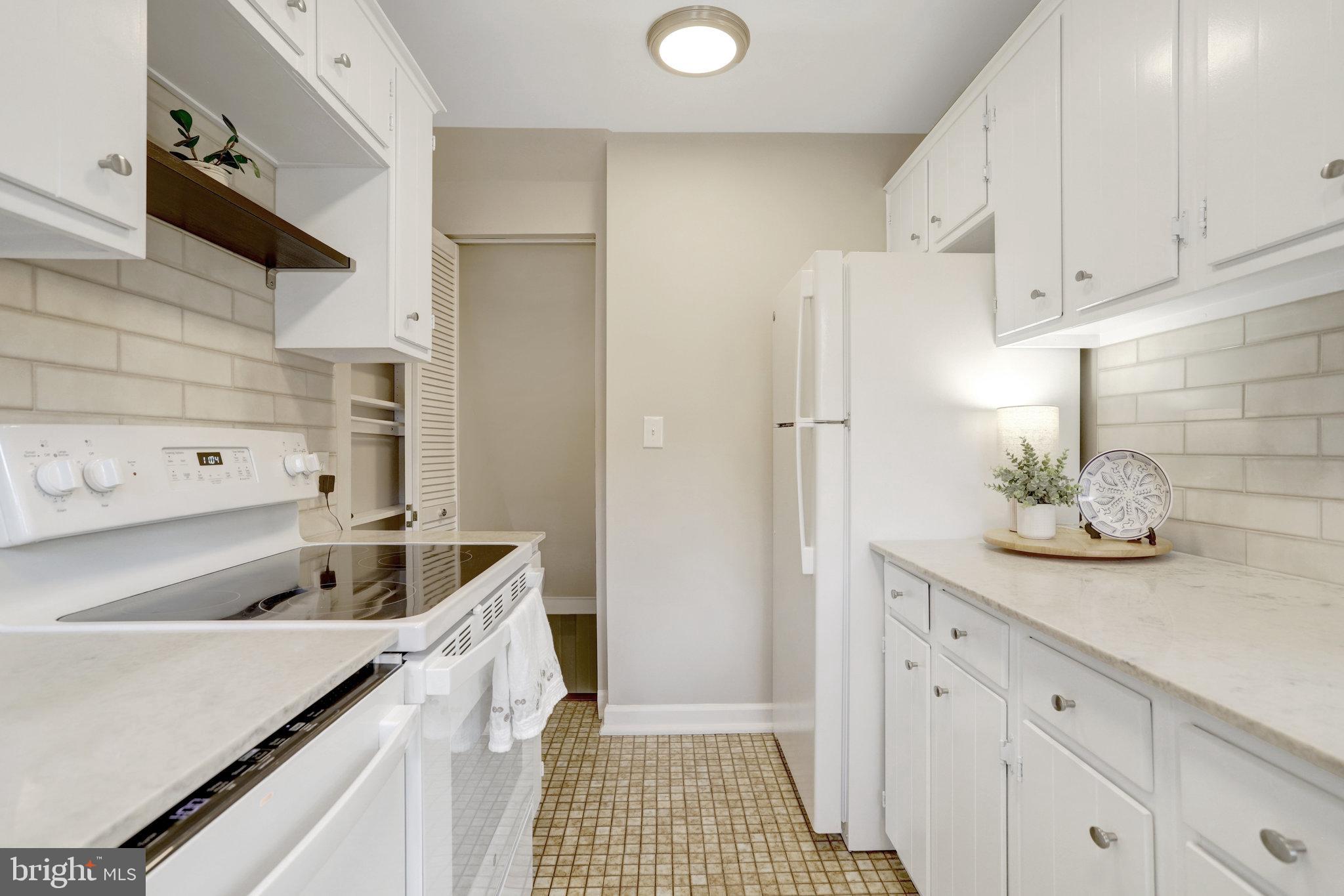 FAIRLINGTON MEWS - Residential