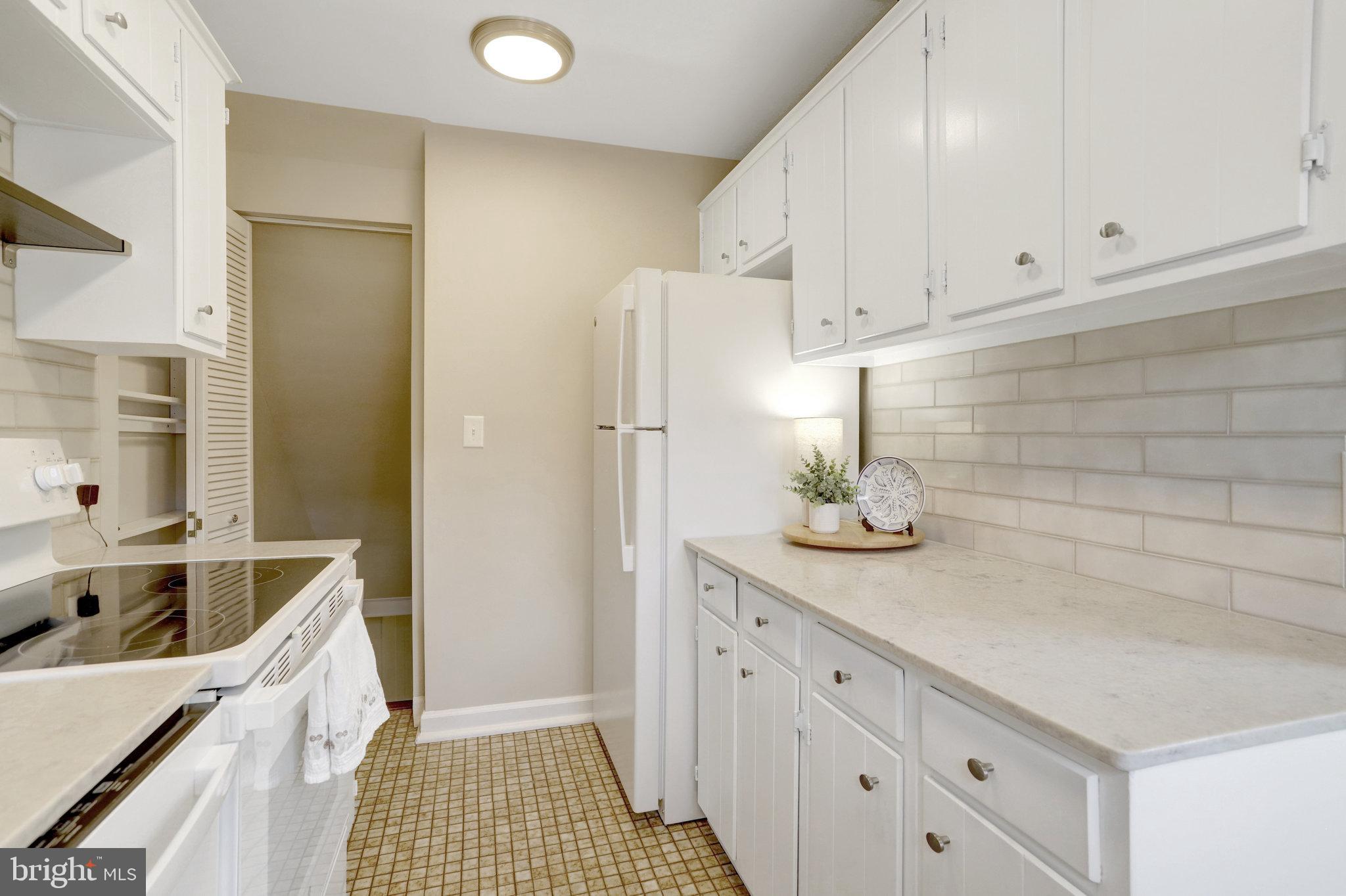 FAIRLINGTON MEWS - Residential