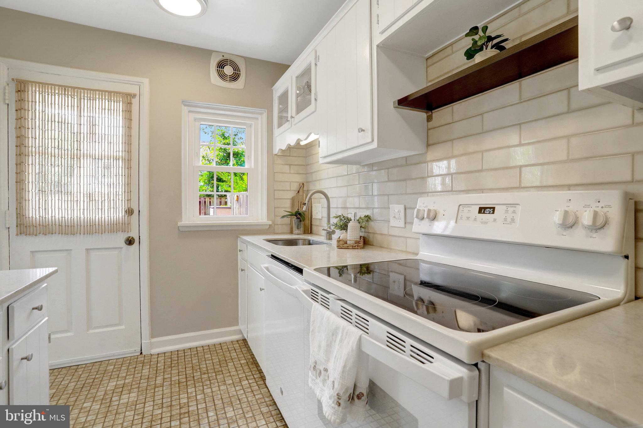 FAIRLINGTON MEWS - Residential