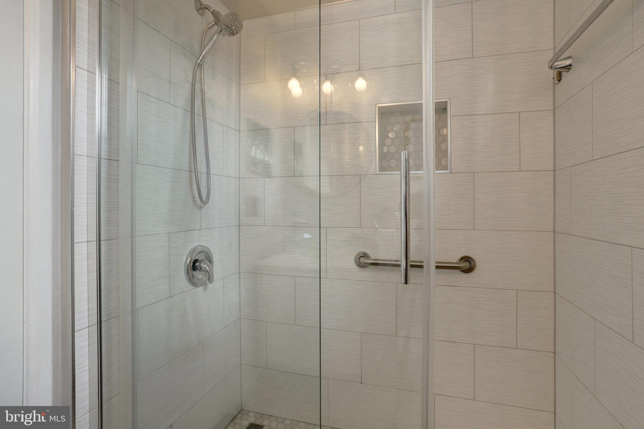 FAIRLINGTON MEWS - Residential