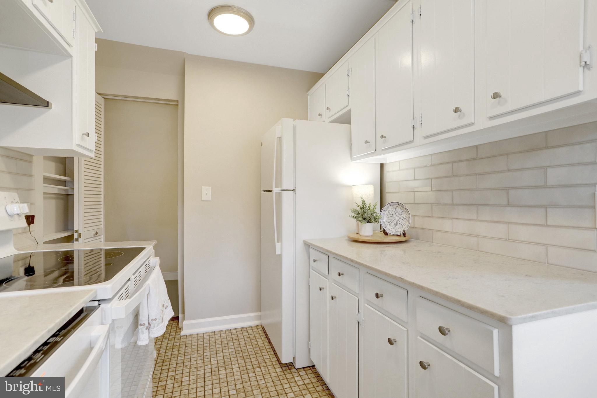 FAIRLINGTON MEWS - Residential