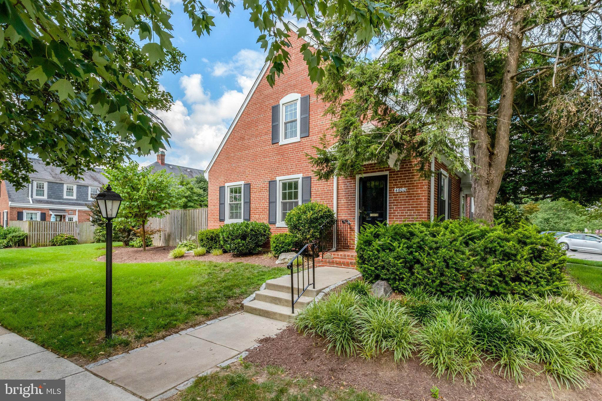 FAIRLINGTON MEWS - Residential
