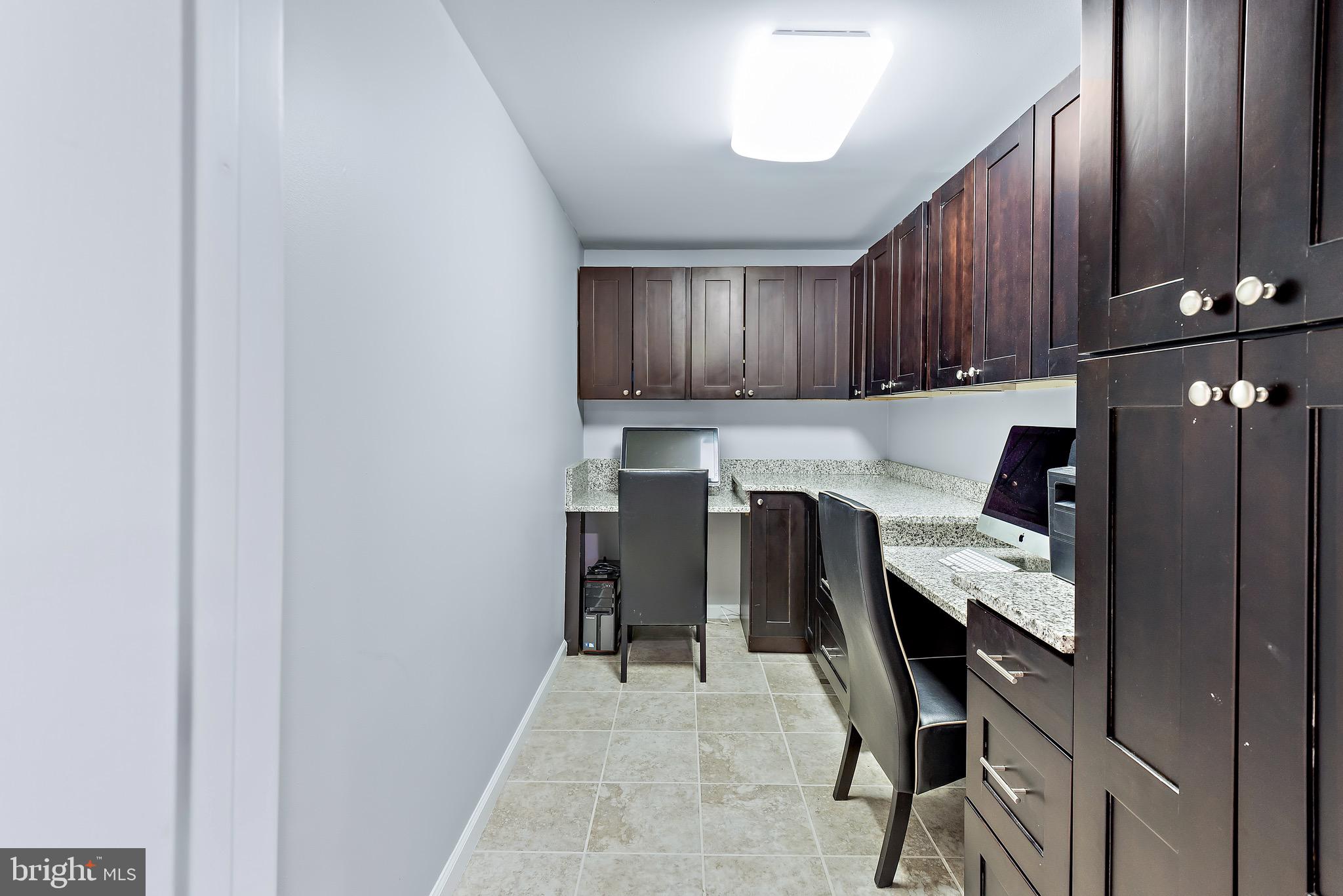 MILLS FARM - Residential