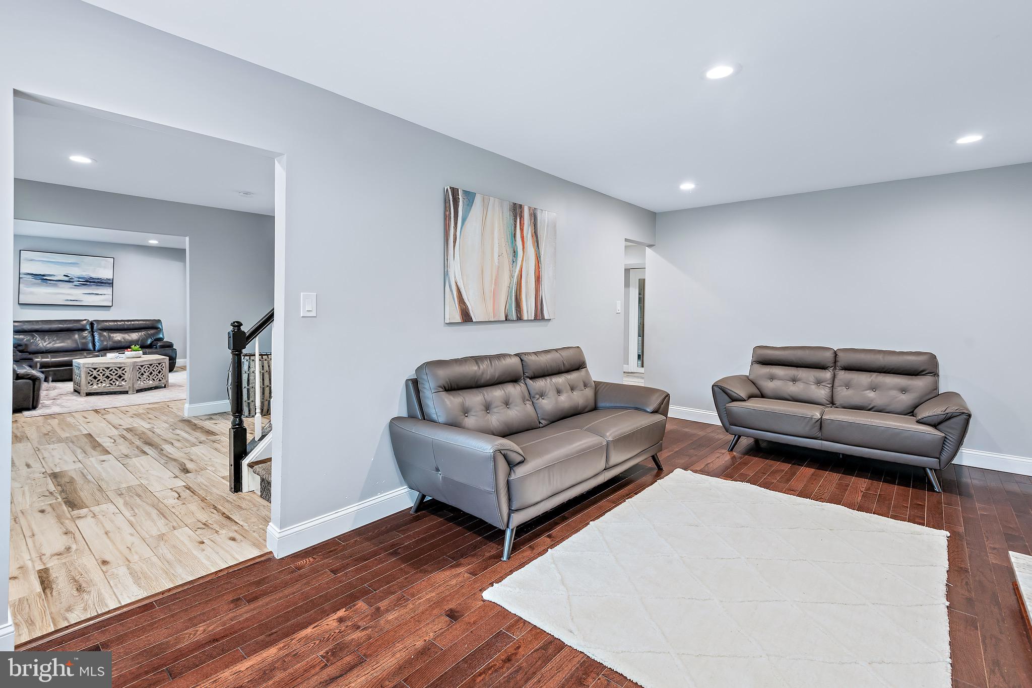 MILLS FARM - Residential