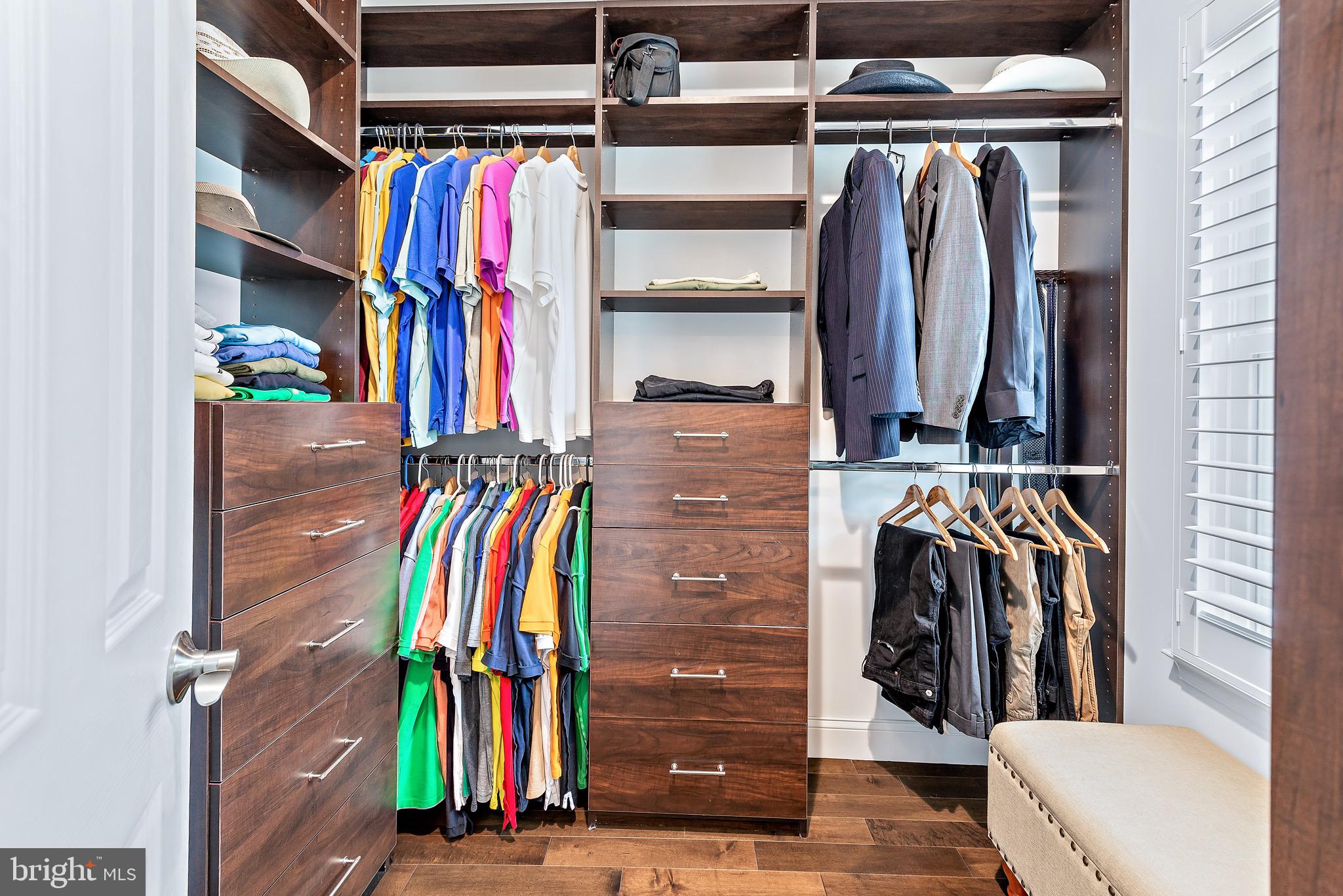 MILLS FARM - Residential