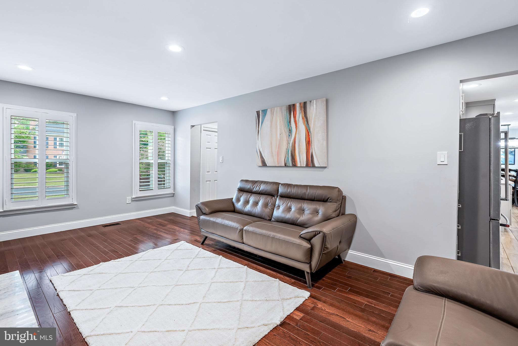 MILLS FARM - Residential